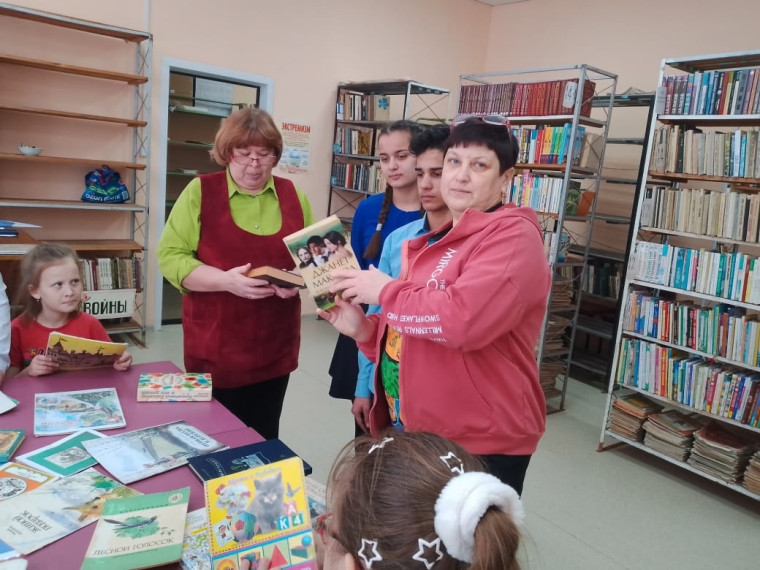 акция "Открывая книгу".