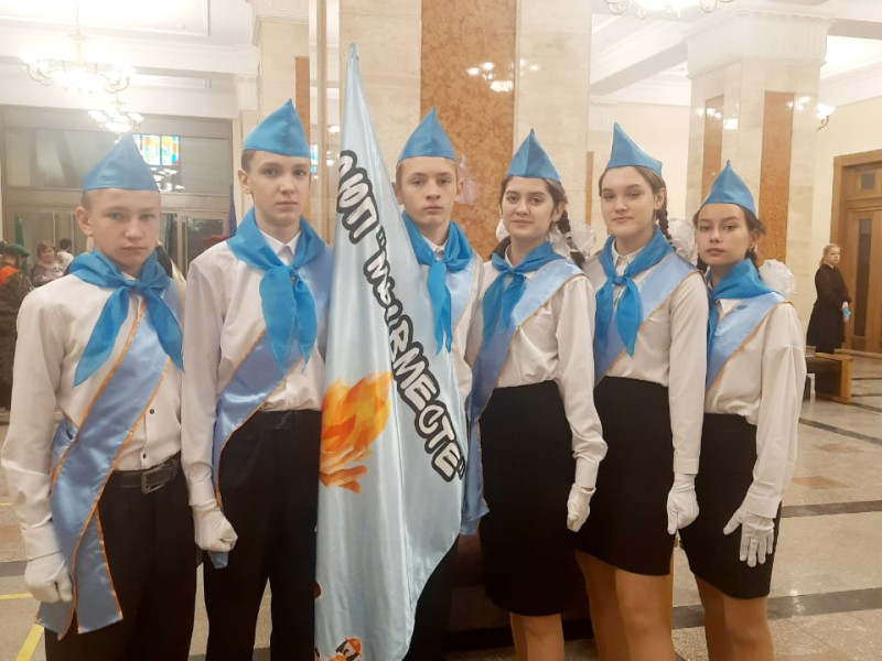 Конкурс знамённых групп «Равнение на знамя!» состоялся в Барнауле.